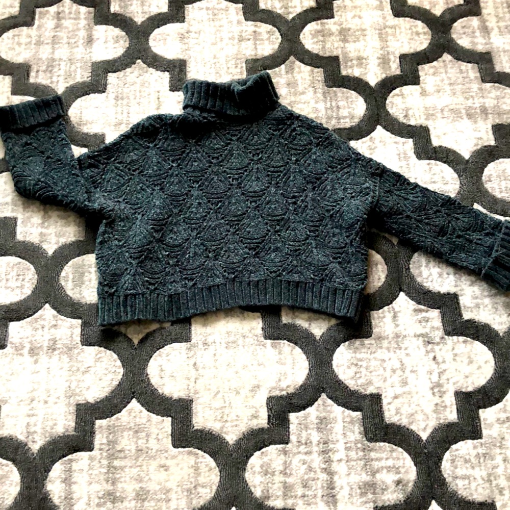Emerald Green Knitted Turtleneck Sweater